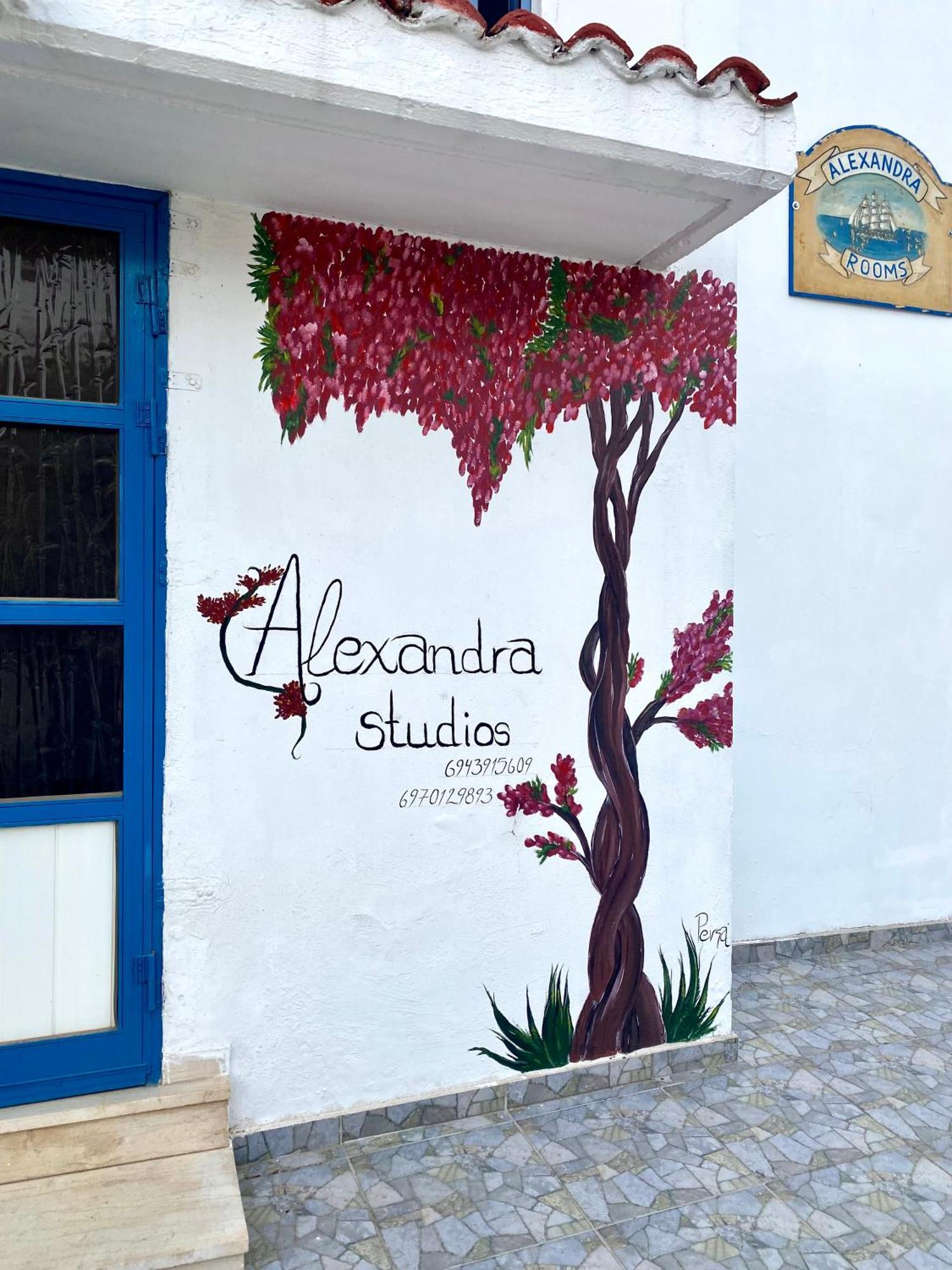 Alexandra Studios Неос-Пиргос Экстерьер фото